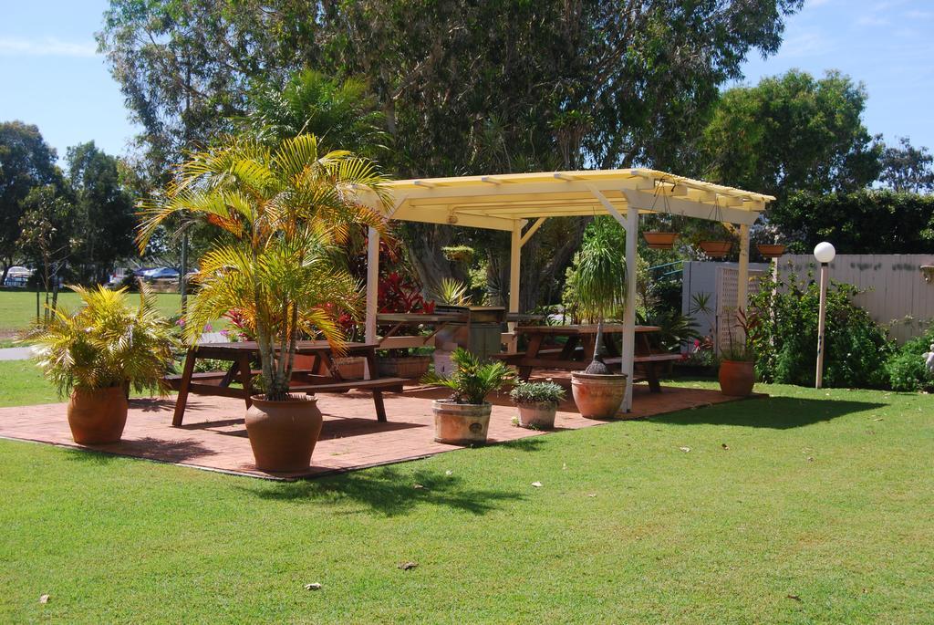 Aparthotel Regency Waterfront Noosa Noosaville Esterno foto