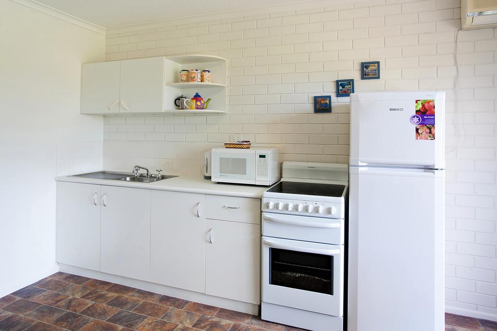 Aparthotel Regency Waterfront Noosa Noosaville Esterno foto