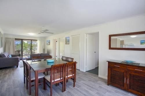 Aparthotel Regency Waterfront Noosa Noosaville Esterno foto