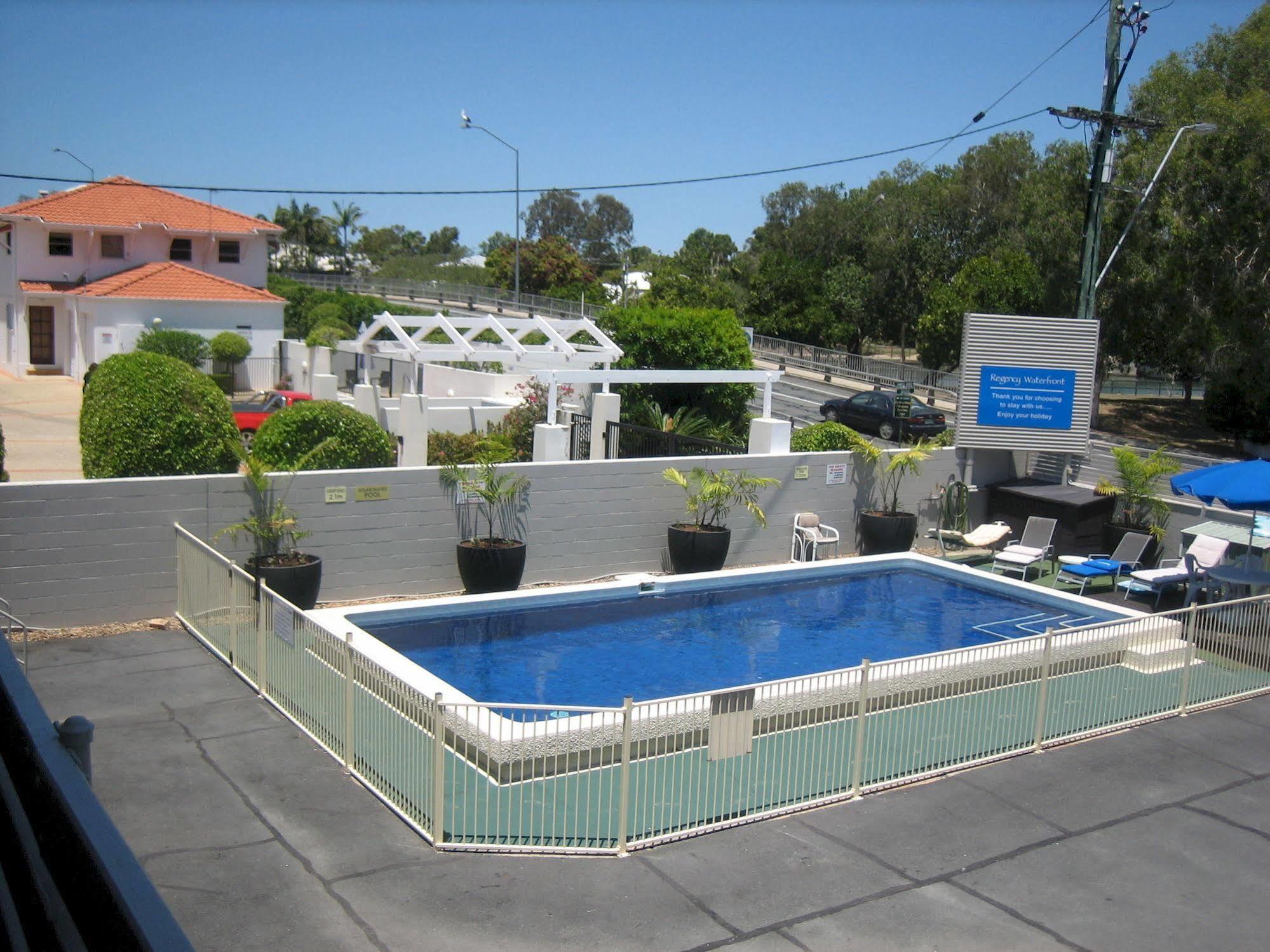 Aparthotel Regency Waterfront Noosa Noosaville Esterno foto